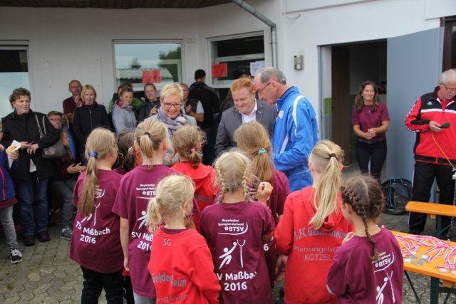 Fotos vom Bezirksschülertreffen in Massbach